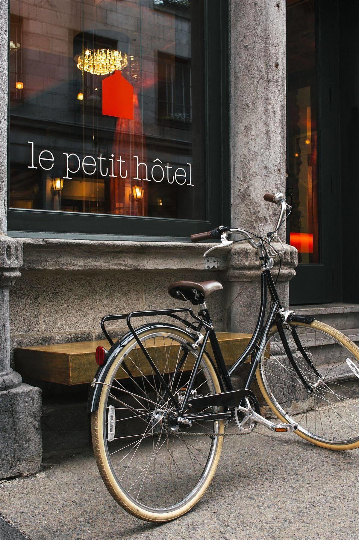 Le Petit Hotel Montréal Esterno foto